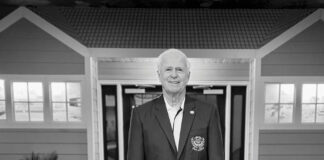 2022 MHInsider Leadership Award Winner Darryl Searer 2022 MHInsider Leadership Award Winner Darryl Searer manufactured housing industry