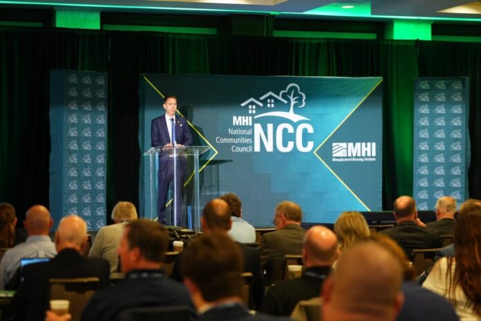 manufactured housing institute ncc fall leadership forum chicago speaker at podium mark bowersox