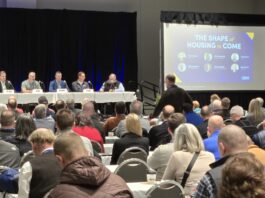 2026 Louisville Show Announces Educational Program Schedule louisville manufactured housing show education sessions stage speaker audience