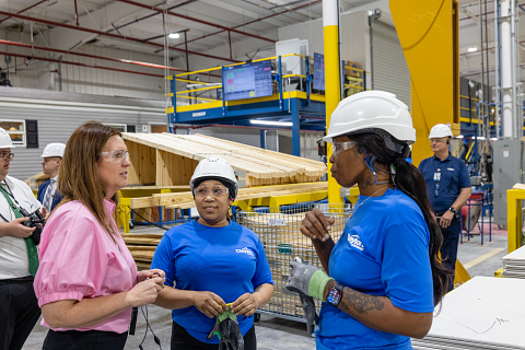 clayton homes new factory arkansas governor sarah huckabee sanders ribbon cutting
